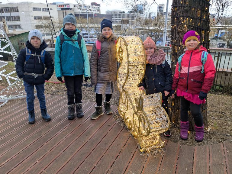 Jak Hurvínek nevěstu neprodal