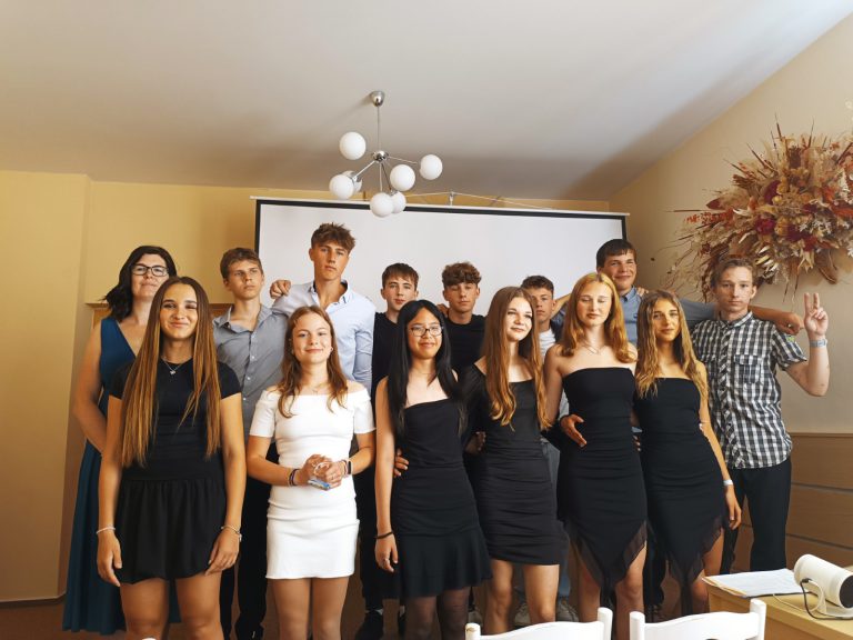 Slavnostní předávání vysvědčení žákům 9. třídy