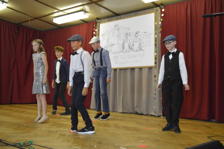 Školní akademie – 5. třída a charleston